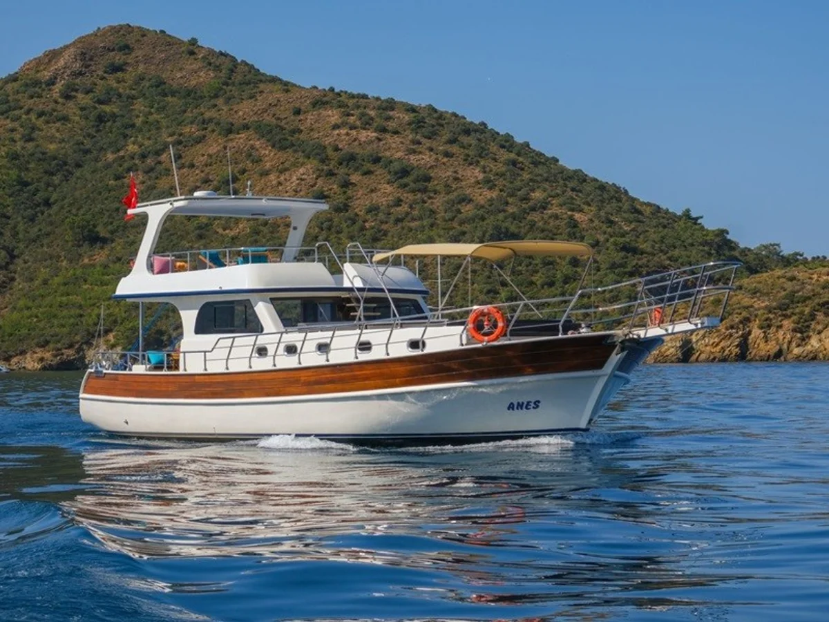 Trawler Anes